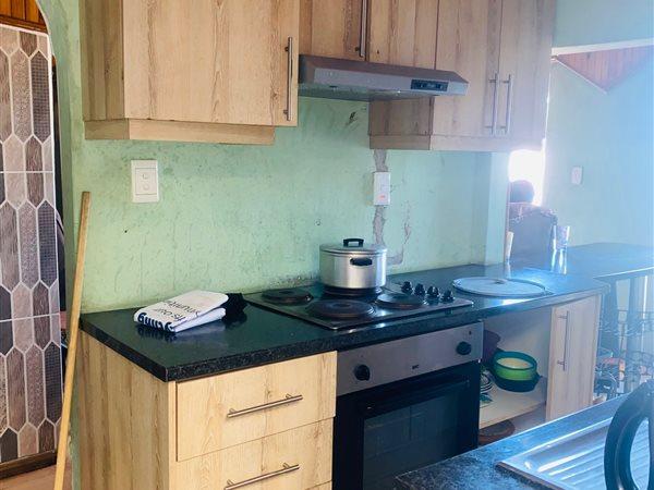 3 Bedroom Property for Sale in Sabata Dalindyebo Square Western Cape